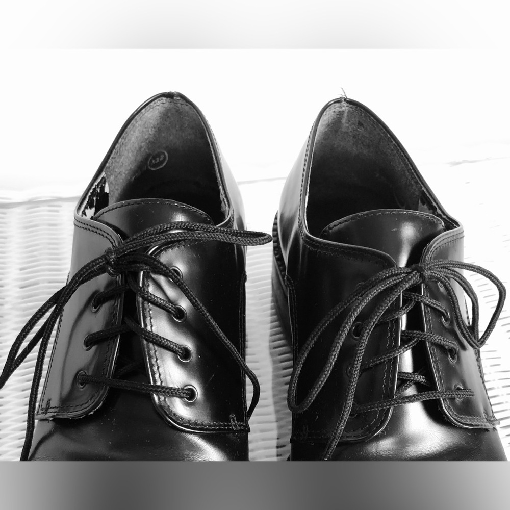 Enzo Angiolini 90s Black Leather Lace-Up Oxford, lug sole Shoes sz 7.5M - Picture 13 of 16